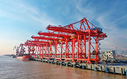 衛(wèi)華集團再次惠購宏山激光30kW大幅面激光切割機，全力構(gòu)建新質(zhì)生產(chǎn)力